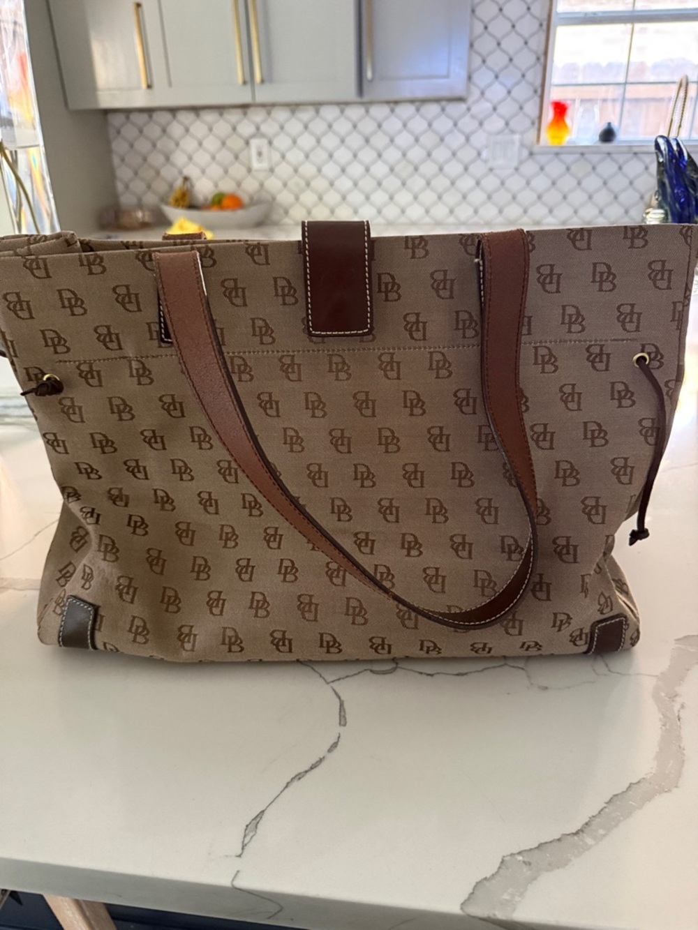 Dooney & Bourke Tote Bag